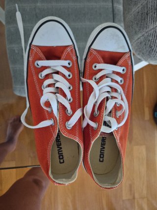 Zapatillas Converse Naranja y Blanco