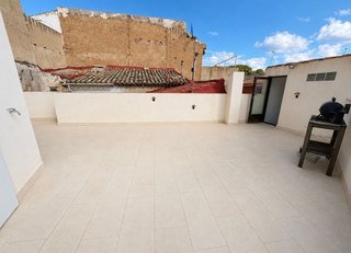 Casa adosada en alquiler en Hellín