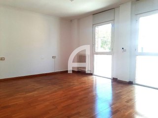 Piso en alquiler en Eixample Nord – La Devesa en Girona