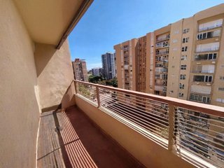 Piso en venta en Ciutat Jardí en Valencia