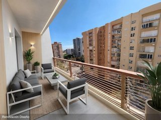 Piso en venta en Ciutat Jardí en Valencia