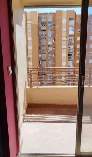 Piso en venta en Ciutat Jardí en Valencia