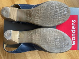 Zapatos Wonders piel azul slingback