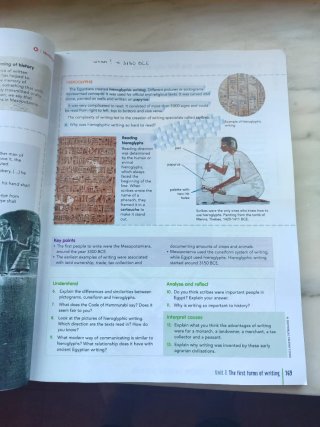 Geography & History, 1 ESO, Connected Community