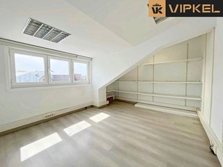 Oficina en alquiler en Os Mallos - San Cristóbal en Coruña (A)