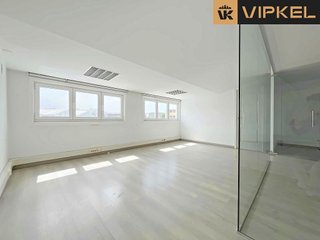 Oficina en alquiler en Os Mallos - San Cristóbal en Coruña (A)