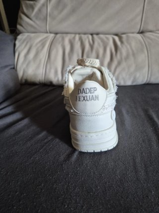 Zapatillas tipo DCRB Sneakers crema