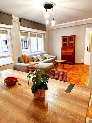 Piso en alquiler en Milán - Pumarín - Teatinos en Oviedo