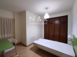 Piso en venta en Ensanche - Sar en Santiago de Compostela
