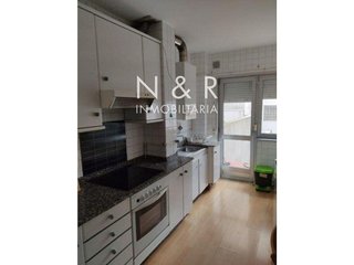 Piso en venta en Ensanche - Sar en Santiago de Compostela