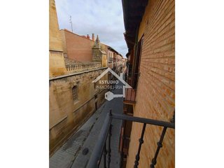 Piso en venta en Viana