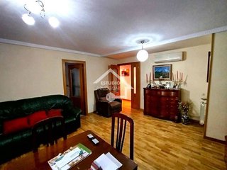 Piso en venta en Viana