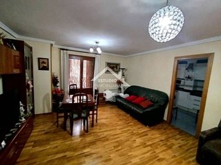 Piso en venta en Viana