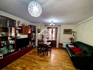 Piso en venta en Viana