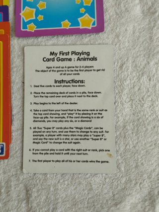 Card Game. Juego de cartas a partir de 4 años