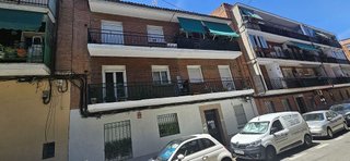 Piso en alquiler en Lucero en Madrid