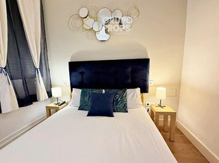 Piso en venta en Almagro en Madrid