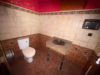 Local comercial en venta en Ciudad Jardín - Tagarete - El Zapillo en Almería
