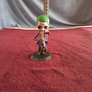Figura de colección del JOKER - ediciones DC