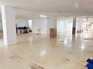 Local comercial en venta en Riu en Santa Coloma de Gramanet