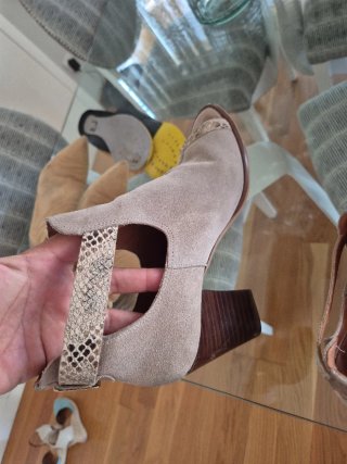 Botines Beige/Marrón Piel Serpiente