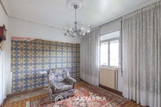 Chalet en venta en Alisal - Cazoña - San Román en Santander