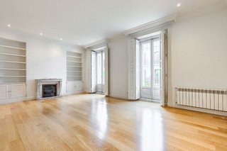 Piso en alquiler en Recoletos en Madrid