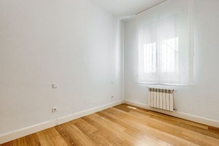 Piso en alquiler en Recoletos en Madrid