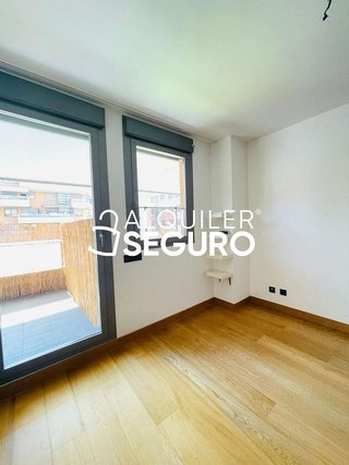 Piso en alquiler en Las Tablas en Madrid