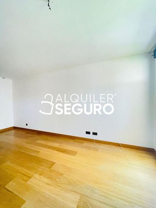 Piso en alquiler en Las Tablas en Madrid