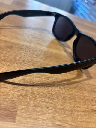 Gafas de sol negras