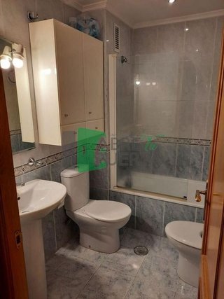 Piso en alquiler en Universidad en Ourense
