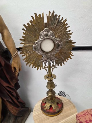 Custodia religiosa siglo XIX