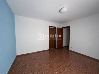 Piso en alquiler en En Corts en Valencia