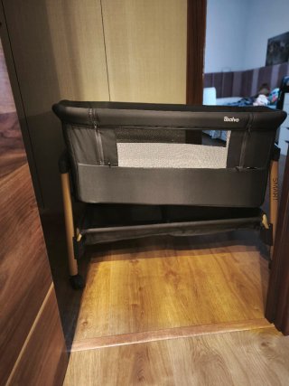 Minicuna gris y madera