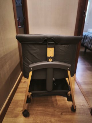 Minicuna gris y madera