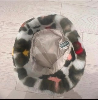 Cappello bucket Kenzo fantasia leopardata