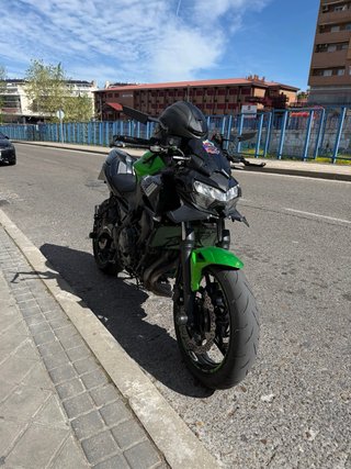 Kawasaki Z650 Naked Verde/Negra A2