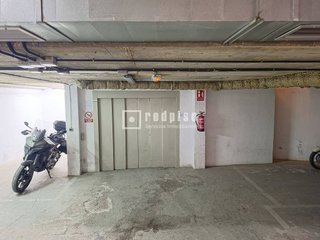 Garaje en venta en Universidad - Malasaña en Madrid