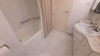 Piso en alquiler en Jerónimos en Madrid