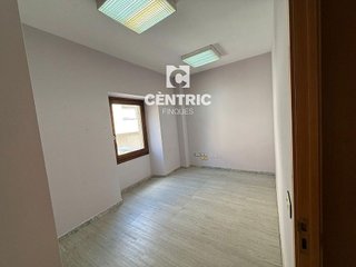 Oficina en alquiler en Barri del Centre en Terrassa