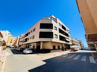 Piso en venta en Torrelamata - La Mata en Torrevieja