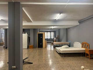 Local comercial en alquiler en Carrús Est - Camí dels Magros en Elche