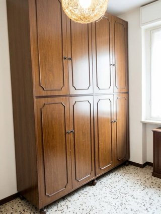 Letto a scomparsa vintage con materassi