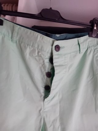 Pantalón corto verde