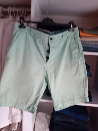 Pantalón corto verde