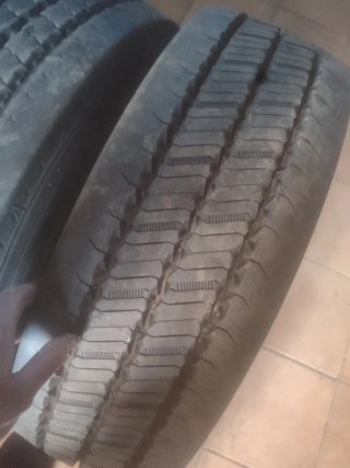 Neumáticos 245/70R17'5