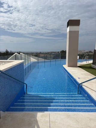 Piso en alquiler en Nueva Andalucía centro en Marbella