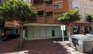 Local comercial en venta en Plaza de Toros - Santa Rita en Almería
