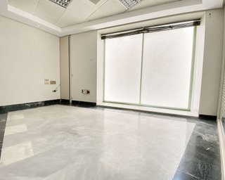 Local comercial en venta en Plaza de Toros - Santa Rita en Almería